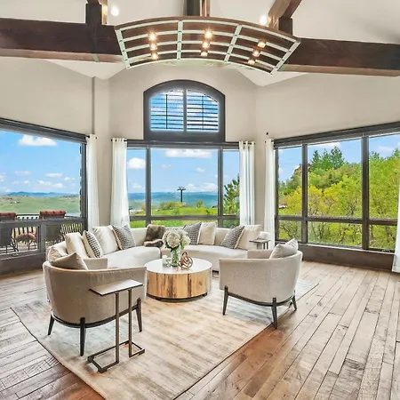 Deer Valley Luxury Home In Gated Community, Private Hot Tub, Amazing Views, Gourmet Kitchen